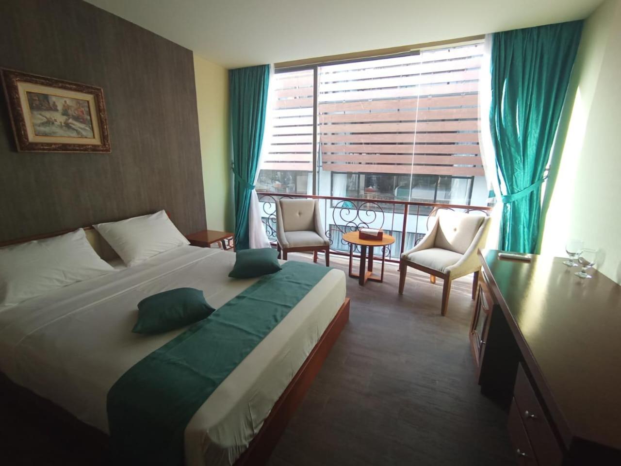 Hotel The Culture And Gallery 4*