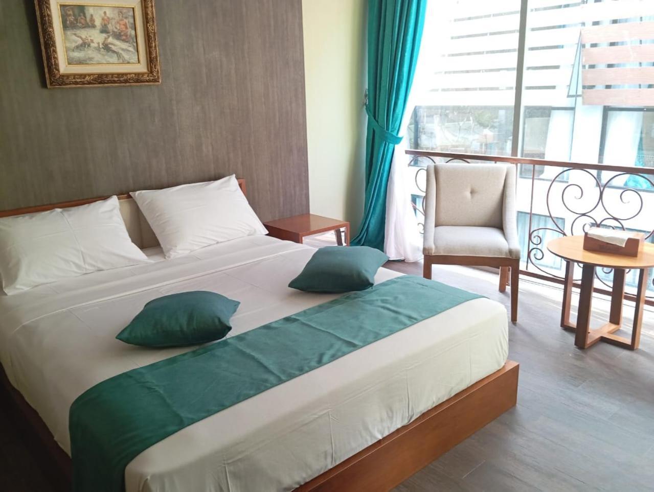 Hotel The Culture And Gallery 4*