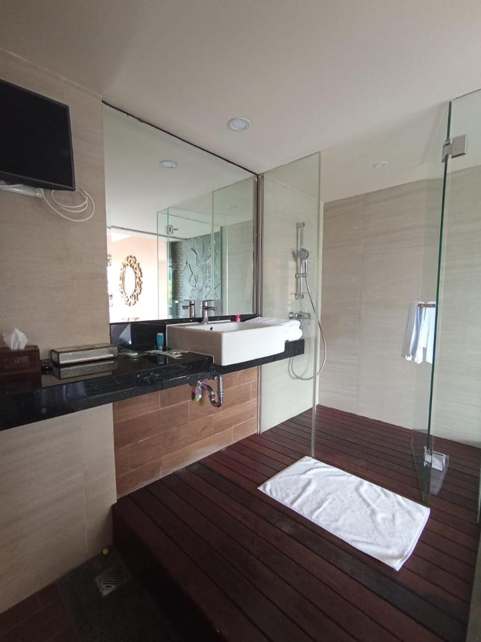 The Culture And Gallery 4* Bogor