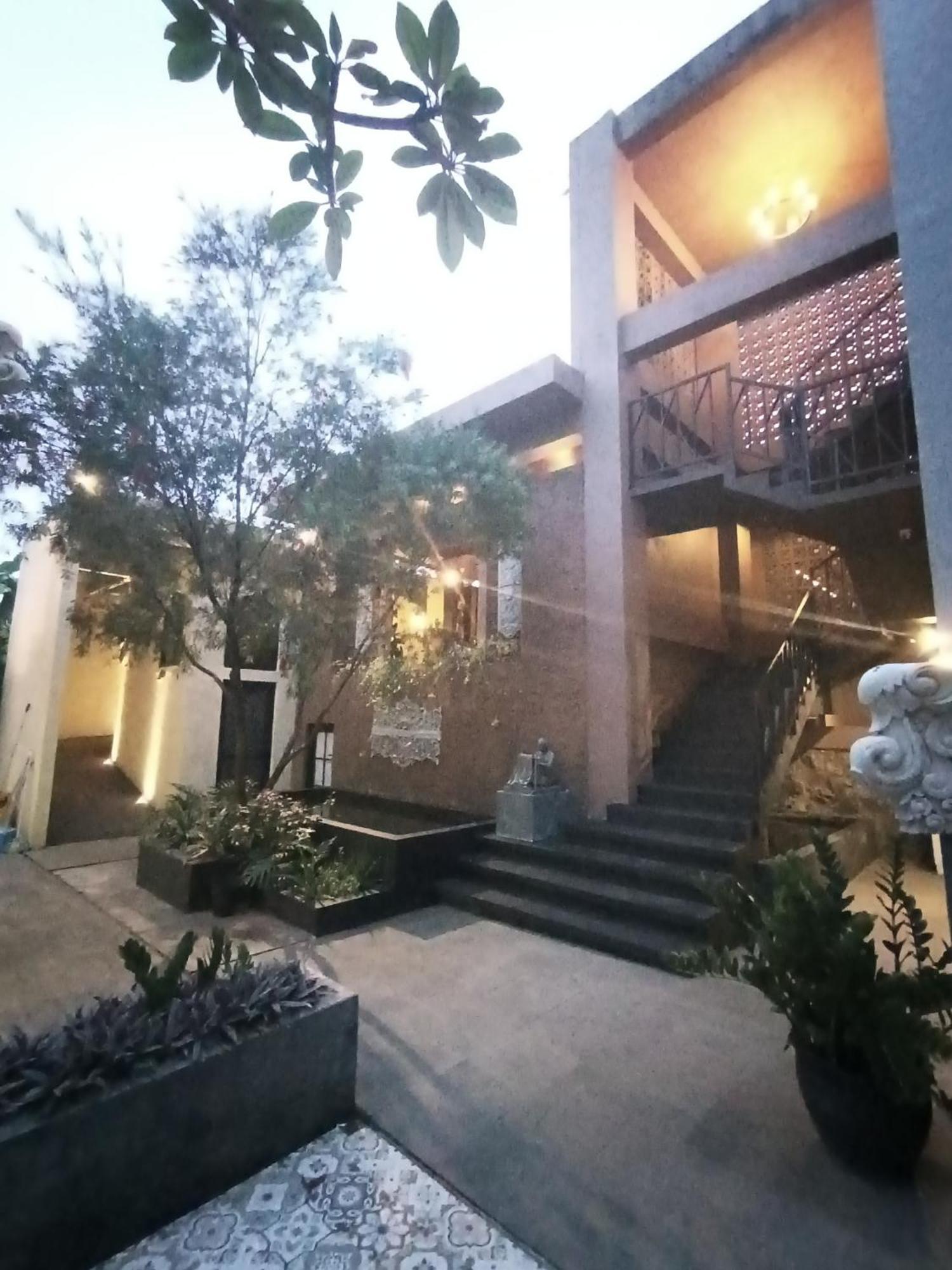 The Culture And Gallery